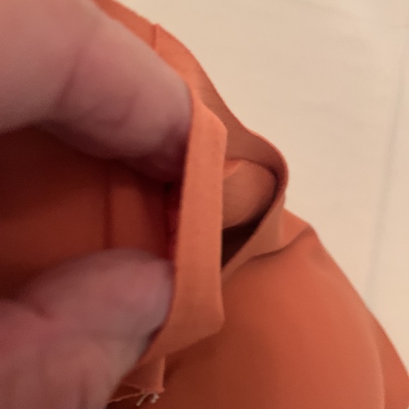 New KNIX camisole, size large with built-in cops - Picture 6 of 8